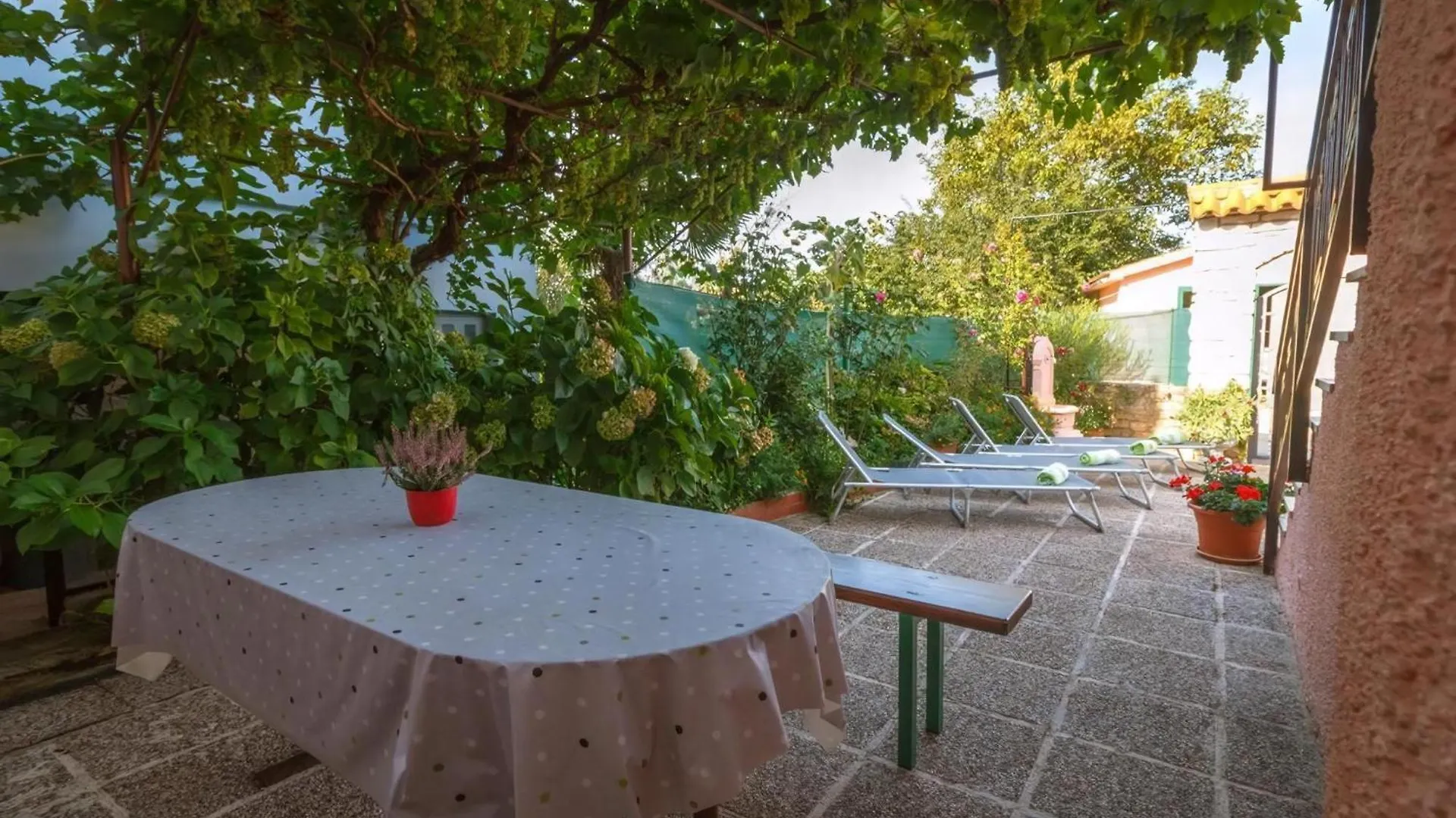 Apartment Sankovic Mit Einem Privaten Pool Svetvincenat Croatia