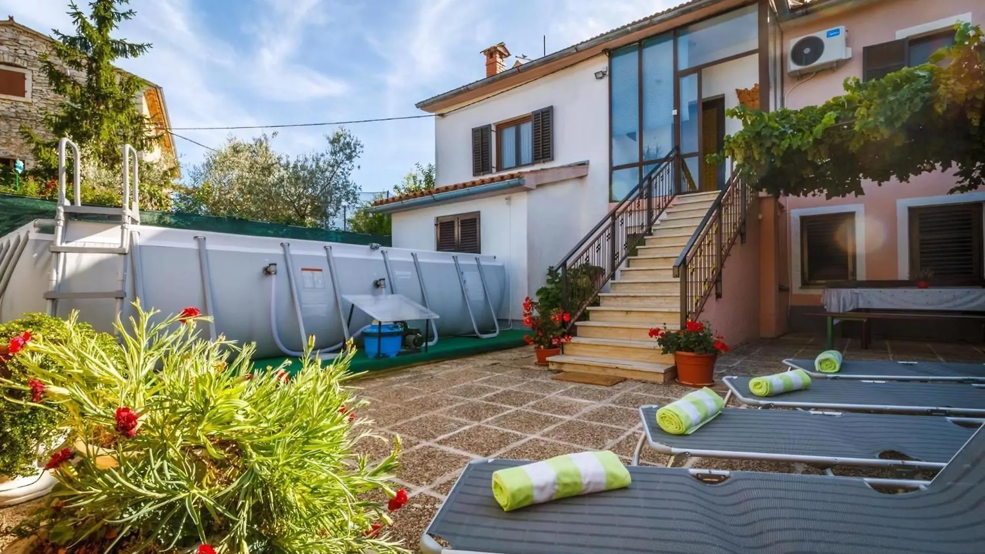 Apartment Sankovic Mit Einem Privaten Pool Svetvincenat